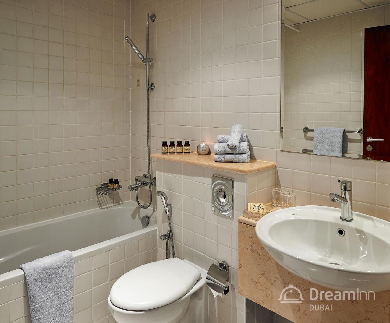 Dream Inn Apartments - Marina Quays Dubai Exterior photo